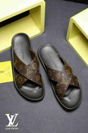 Picture of LV Slippers _SKU375646817132102